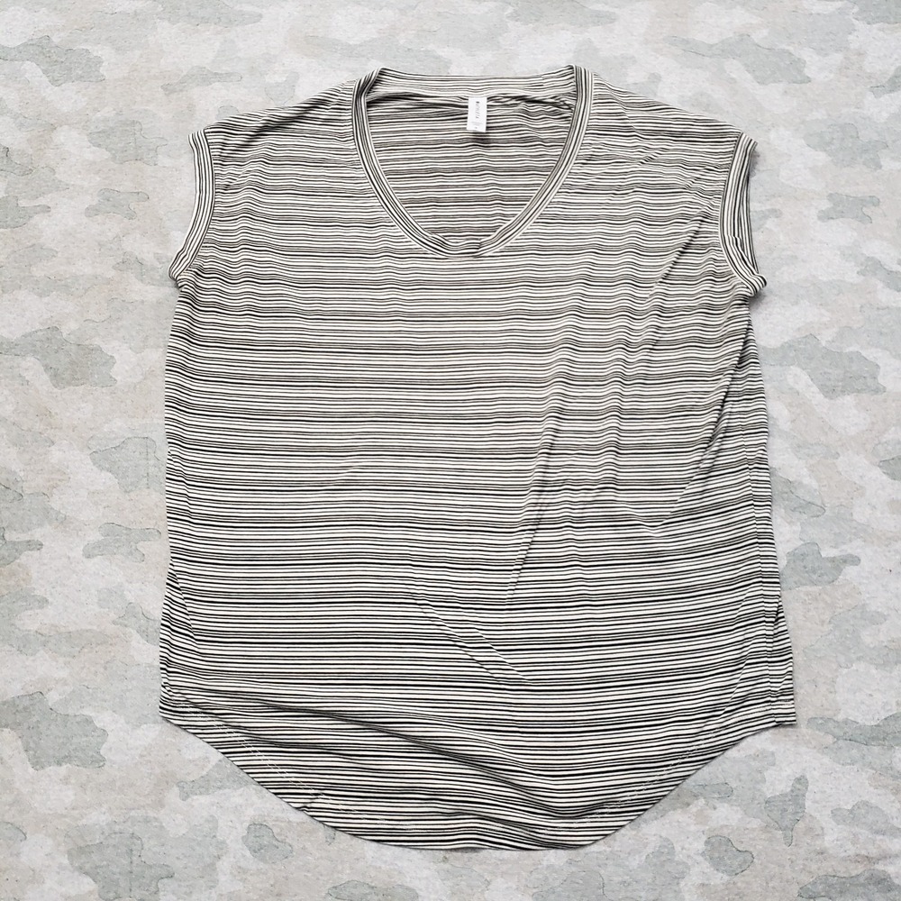 Athleta Top Womens Small Gray Stripe Sleeveless